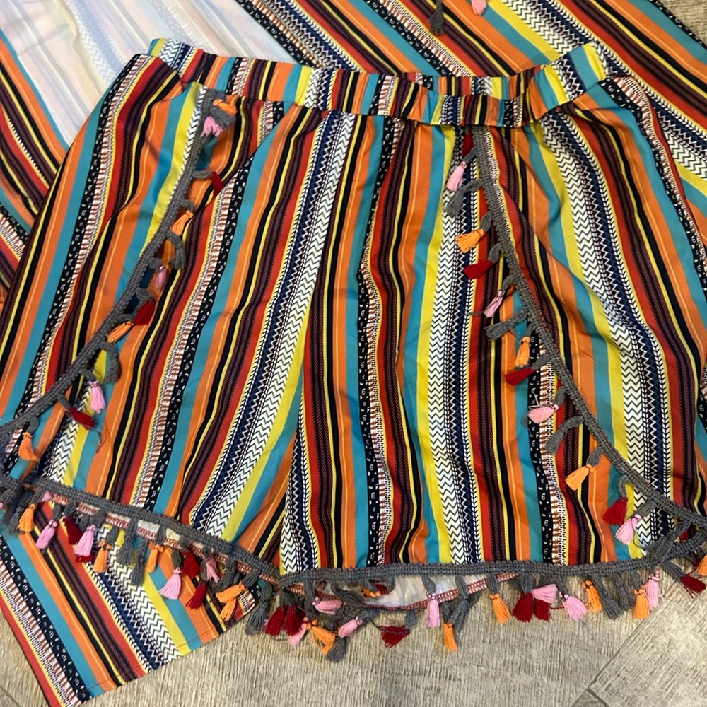 Multi colored beachwear - Picture 2 of 3